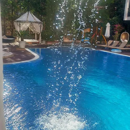 شقة فندقية Harmony Palace Apartcomplex ساني بيتش