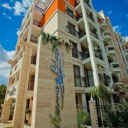 Apart-hotel Harmony Palace Apartcomplex